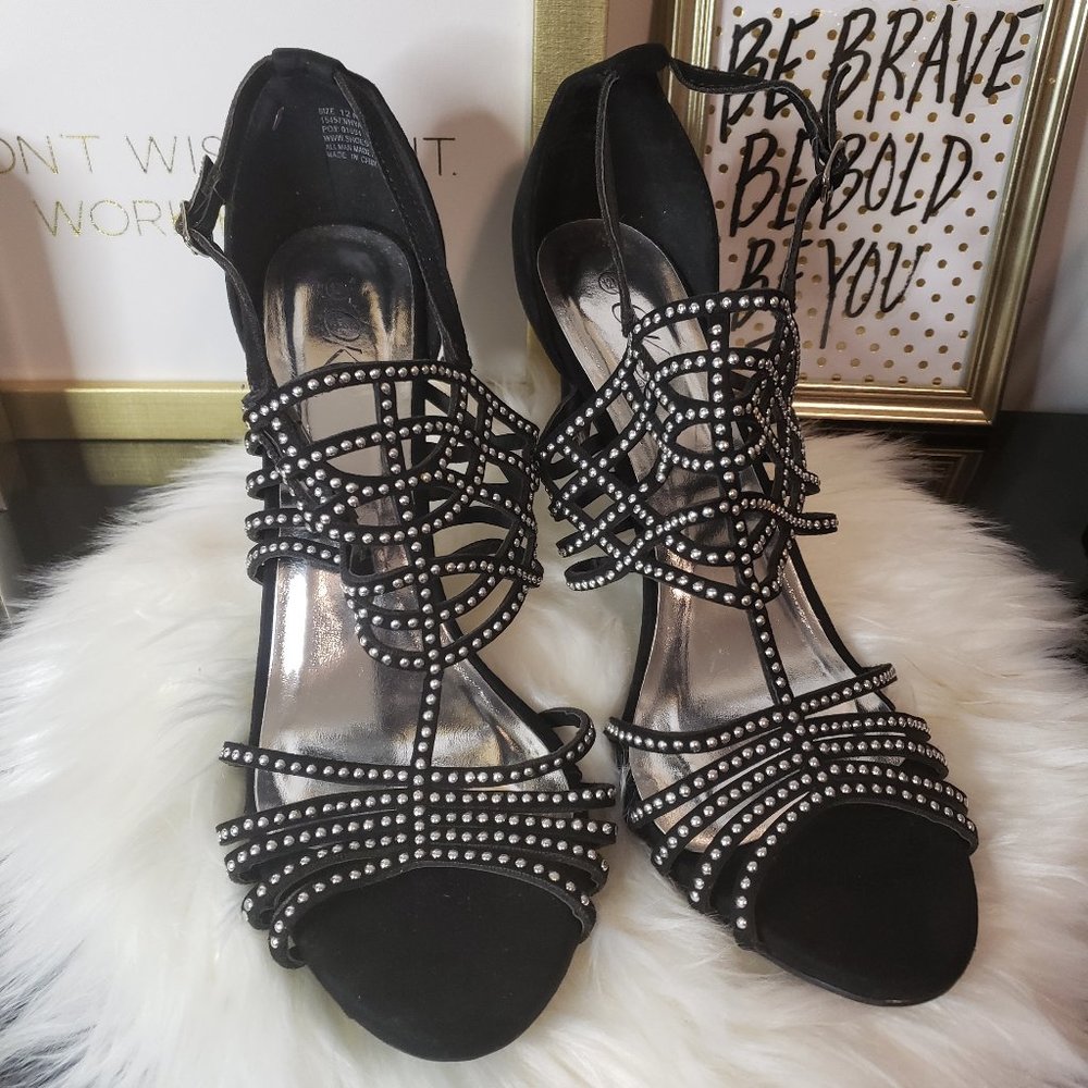 Black heels